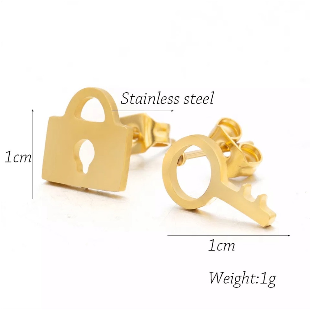 KEY LOCKER MINIMALIST ♡ GOLD Stainless Steel Stud Earrings - Picture 2 of 6